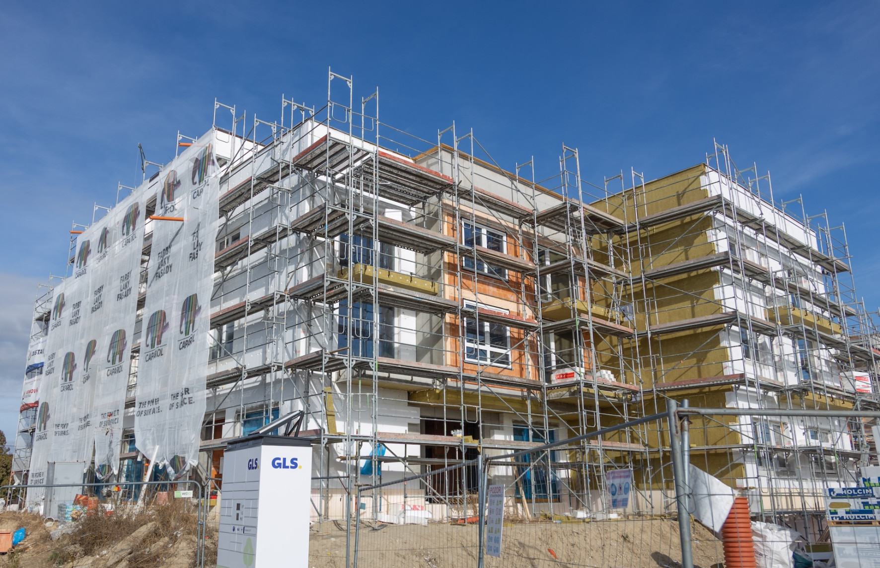 {"id":43,"morph_id":21,"morph_type":"App\\TwoC\\Cms\\Projects\\Models\\Project","name":"bbd7ecee266f2e51e33a39fdd86cc89e.jpg","order":7,"created_at":"2025-12-01T10:30:47.000000Z","updated_at":"2025-12-01T10:30:50.000000Z","first_image_path":"\/uploads\/galleries\/projects\/21\/image\/bbd7ecee266f2e51e33a39fdd86cc89e.jpg","crop":{"original":"https:\/\/www.conesto.sk\/uploads\/galleries\/projects\/21\/bbd7ecee266f2e51e33a39fdd86cc89e.jpg","resolutions":[{"name":"image","width":1772,"height":1144,"image":"https:\/\/www.conesto.sk\/uploads\/galleries\/projects\/21\/image\/bbd7ecee266f2e51e33a39fdd86cc89e.jpg"}]},"image":"\/uploads\/galleries\/projects\/21\/image\/bbd7ecee266f2e51e33a39fdd86cc89e.jpg","image_path":"https:\/\/www.conesto.sk\/uploads\/galleries\/projects\/21\/image\/bbd7ecee266f2e51e33a39fdd86cc89e.jpg","morph":{"id":21,"name":"Dubov\u00e1 alej","slug":"dubova-alej","locality":"Ivanka pri Dunaji","year":"3Q\/2026","number_of_units":279,"non_res_units":5,"web_url":"https:\/\/www.dubova-alej.sk","total_area":"14.70","property_status":"construction","text":"Dostupn\u00e9 b\u00fdvanie\nv n\u00e1dhernom predmest\u00ed\nBratislavy\n\nBude to l\u00e1ska na prv\u00fd poh\u013ead. Ivanka pri Dunaji v\u00e1s o\u010dar\u00ed kr\u00e1snym prostred\u00edm a pokojnou vidieckou atmosf\u00e9rou. Reziden\u010dn\u00fd projekt Dubov\u00e1 alej si v\u00e1s z\u00edska komfortn\u00fdm bytmi, rozumn\u00fdmi cenami a zv\u00fdhodnen\u00fdm financovan\u00edm. Po dvoch \u00faspe\u0161n\u00fdch etap\u00e1ch staviame o\u010dak\u00e1van\u00fa 3. etapu. Zozn\u00e1mte sa.","status":"published","published_at":"2025-12-01T10:01:01.000000Z","created_at":"2025-12-01T10:01:02.000000Z","updated_at":"2025-12-14T17:44:48.000000Z","format_published_at":"01.12.2025 10:01","url":"https:\/\/www.conesto.sk\/projekt\/dubova-alej","format_created_at":"01.12.2025 10:01","format_status":"Publikovan\u00e9","main_image":"\/uploads\/projects\/21\/dubova-alej-swDK1x4Y8y-1320x742.jpg?v=1764596560","main_image_path":"https:\/\/www.conesto.sk\/uploads\/projects\/21\/dubova-alej-swDK1x4Y8y-1320x742.jpg?v=1764596560","main_big_image":"\/uploads\/projects\/21\/dubova-alej-vyLVonZgXo-2485x1397.jpg?v=1764596541","main_big_image_path":"https:\/\/www.conesto.sk\/uploads\/projects\/21\/dubova-alej-vyLVonZgXo-2485x1397.jpg?v=1764596541","main_banner":"\/uploads\/projects\/21\/dubova-alej-De5sOqpZ1g-2560x914.jpg?v=1764596582","main_banner_path":"https:\/\/www.conesto.sk\/uploads\/projects\/21\/dubova-alej-De5sOqpZ1g-2560x914.jpg?v=1764596582","pdf":null,"pdf_path":null,"filemanager_config":{"main":{"path":"\/uploads\/projects\/","resolutions":{"image":[1320,742],"big_image":[2485,1397],"banner":[2560,914]}}},"files":[{"id":53,"type":"image","name":"main_image","path":"\/uploads\/projects\/21\/dubova-alej-swDK1x4Y8y-1320x742.jpg?v=1764596560","morph_id":21,"morph_type":"App\\TwoC\\Cms\\Projects\\Models\\Project","file_id":35},{"id":55,"type":"image","name":"main_banner","path":"\/uploads\/projects\/21\/dubova-alej-De5sOqpZ1g-2560x914.jpg?v=1764596582","morph_id":21,"morph_type":"App\\TwoC\\Cms\\Projects\\Models\\Project","file_id":101},{"id":89,"type":"image","name":"main_big_image","path":"\/uploads\/projects\/21\/dubova-alej-vyLVonZgXo-2485x1397.jpg?v=1764596541","morph_id":21,"morph_type":"App\\TwoC\\Cms\\Projects\\Models\\Project","file_id":33}]}}